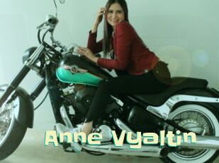 Anne_Vyaltin