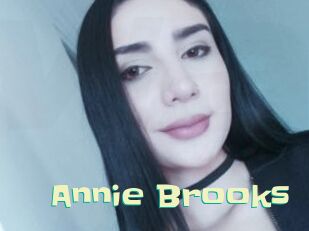 Annie_Brooks