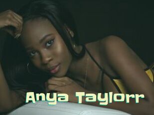 Anya_Taylorr