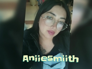 Aniiesmiith
