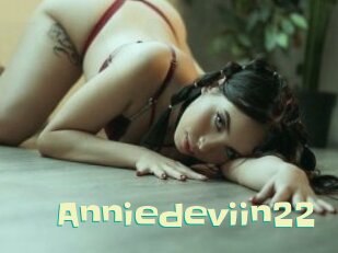 Anniedeviin22