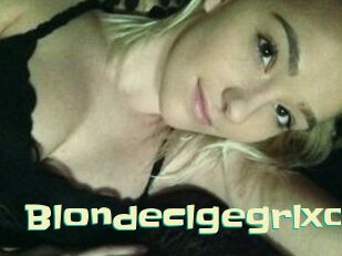 Blondeclgegrlxo