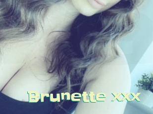 Brunette_xxx