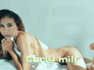 Curly_milf