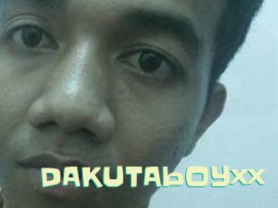 DAKUTAbOYxx