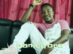 DanielToro Wanna Meet
