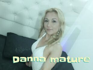 Danna_mature