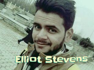 Elliot_Stevens