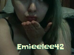 Emieelee42
