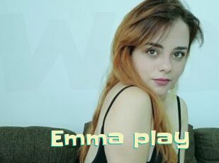 Emma_play