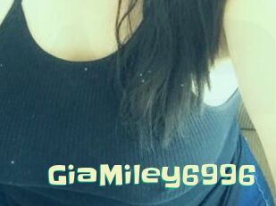 GiaMiley6996