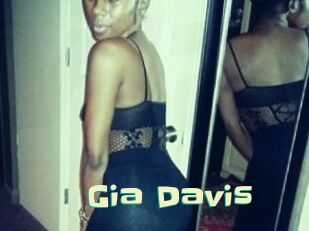 Gia_Davis