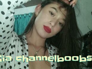 Gia_channelboobs