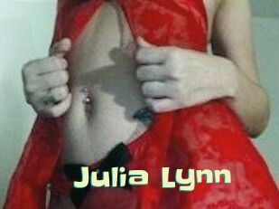 Julia_Lynn