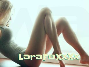 LaraFoXxXx