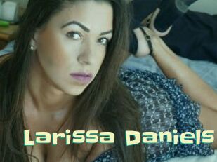 Larissa_Daniels