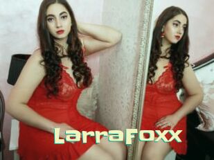 LarraFoxx