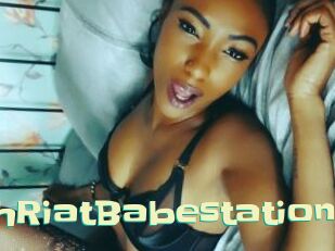 LaylahRiatBabestation