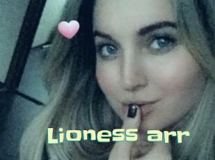 Lioness_arr