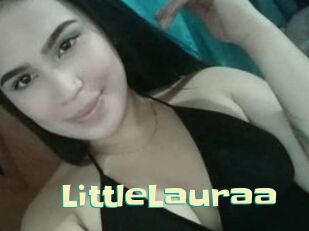 LittleLauraa