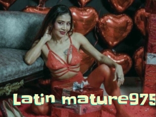 Latin_mature975