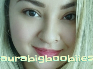 Laurabigboobiies