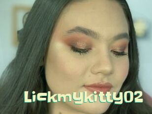 Lickmykitty02
