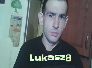 Lukasz8