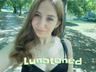 lunatoned Wanna Meet