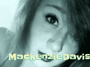 Mackenzie_Davis
