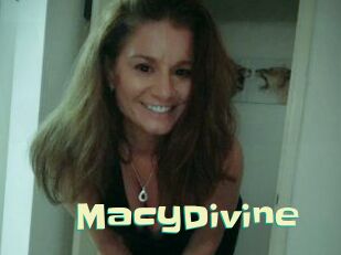 Macy_Divine