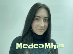 MedeaMhia Wanna Meet