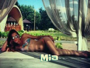Mia