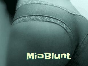 MiaBlunt