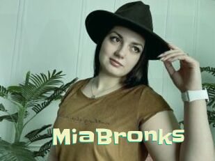 MiaBronks