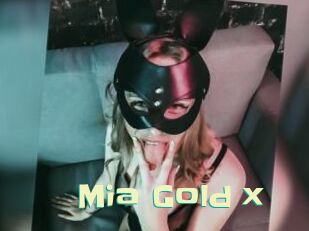 Mia_Gold_x
