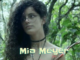 Mia_Meyer