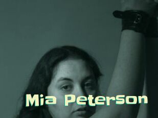 Mia_Peterson