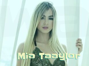 Mia_Taaylor