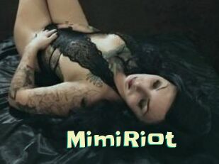 Mimi_Riot