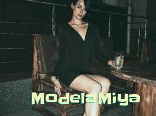 ModelaMiya