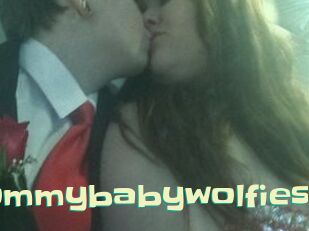 Mommybabywolfies