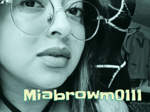 Miabrowm0111