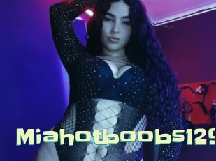 Miahotboobs129