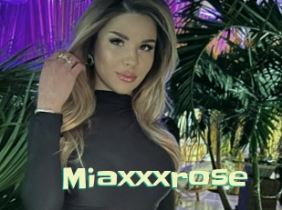 Miaxxxrose