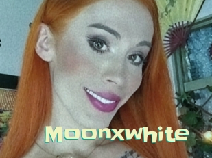 Moonxwhite