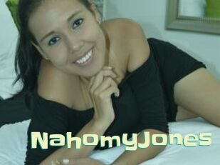NahomyJones