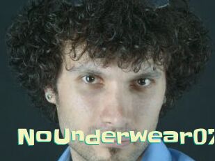 NoUnderwear07