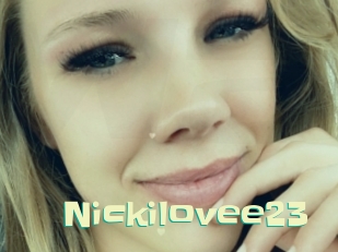 Nickilovee23