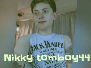 Nikky_tomboy444